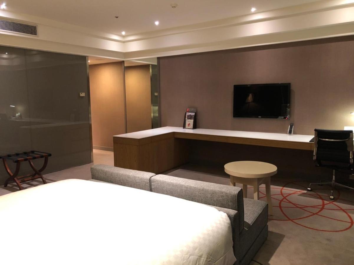 Hotel Royal Hsinchu Esterno foto Deluxe room