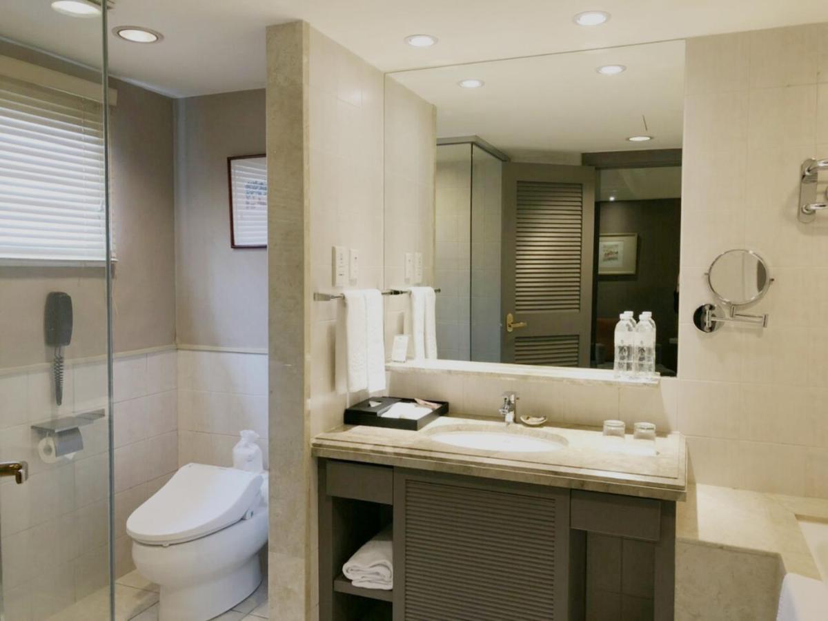 Hotel Royal Hsinchu Esterno foto Bathroom