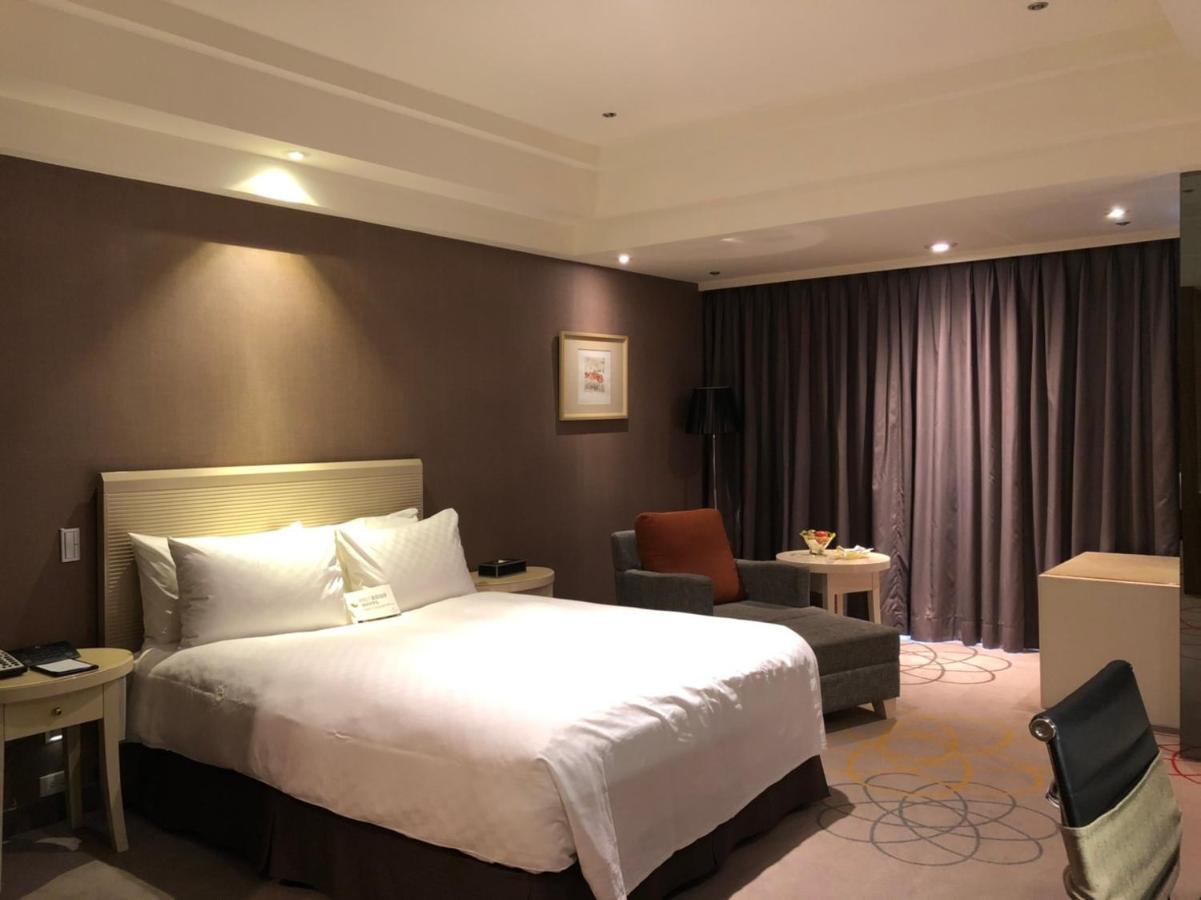 Hotel Royal Hsinchu Esterno foto