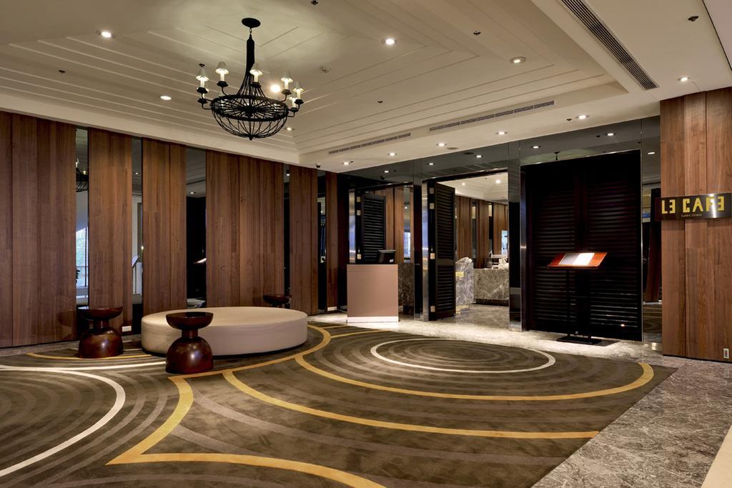 Hotel Royal Hsinchu Esterno foto The lobby of the hotel